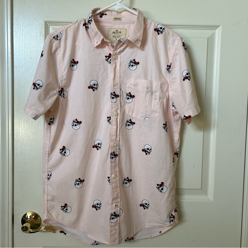 Hollister Men’s Epic Flex Stretch Skulls Roses Pink Button Down Shirt M